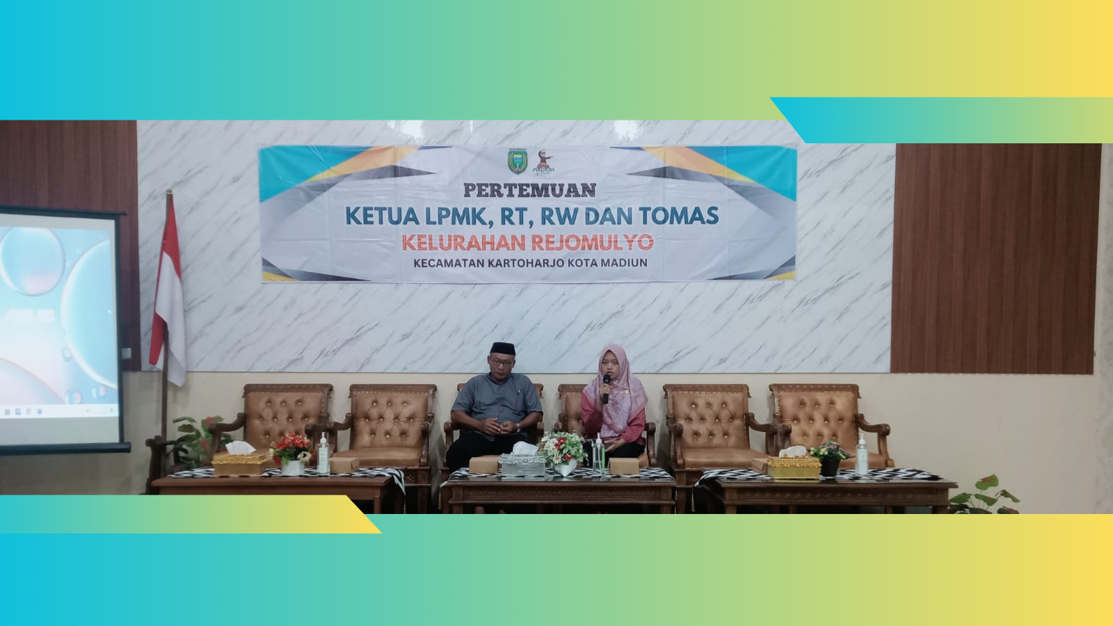 PERTEMUAN KETUA LPMK, RT,RW DAN TOMAS